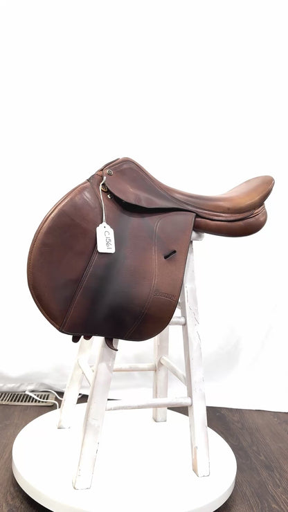 Ovation San Telmo 17" Used Close Contact Saddle