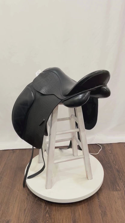 County Connection Buffalo 17.5” Used Dressage Saddle