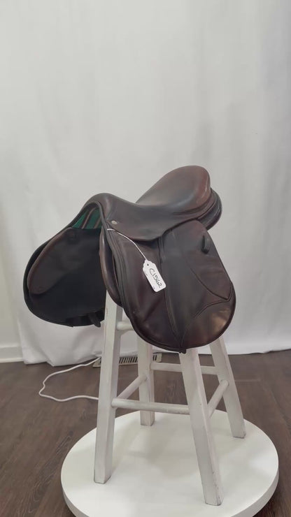 Voltaire Palm Beach 15.5" Used Close Contact Saddle