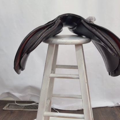 Ovation Ruiz Diaz 16” Used Close Contact Saddle