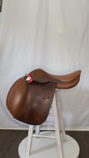 Crosby XLE 17” Close Contact Used Saddle