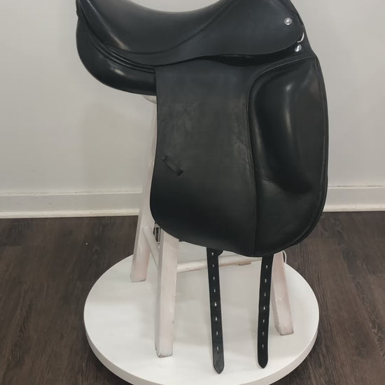 Verhan Odyssey 17" Used Dressage Saddle Farm House Tack