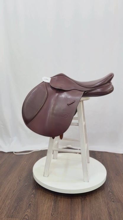 Bates Caprilli 16.5” Used Close Contact Saddle