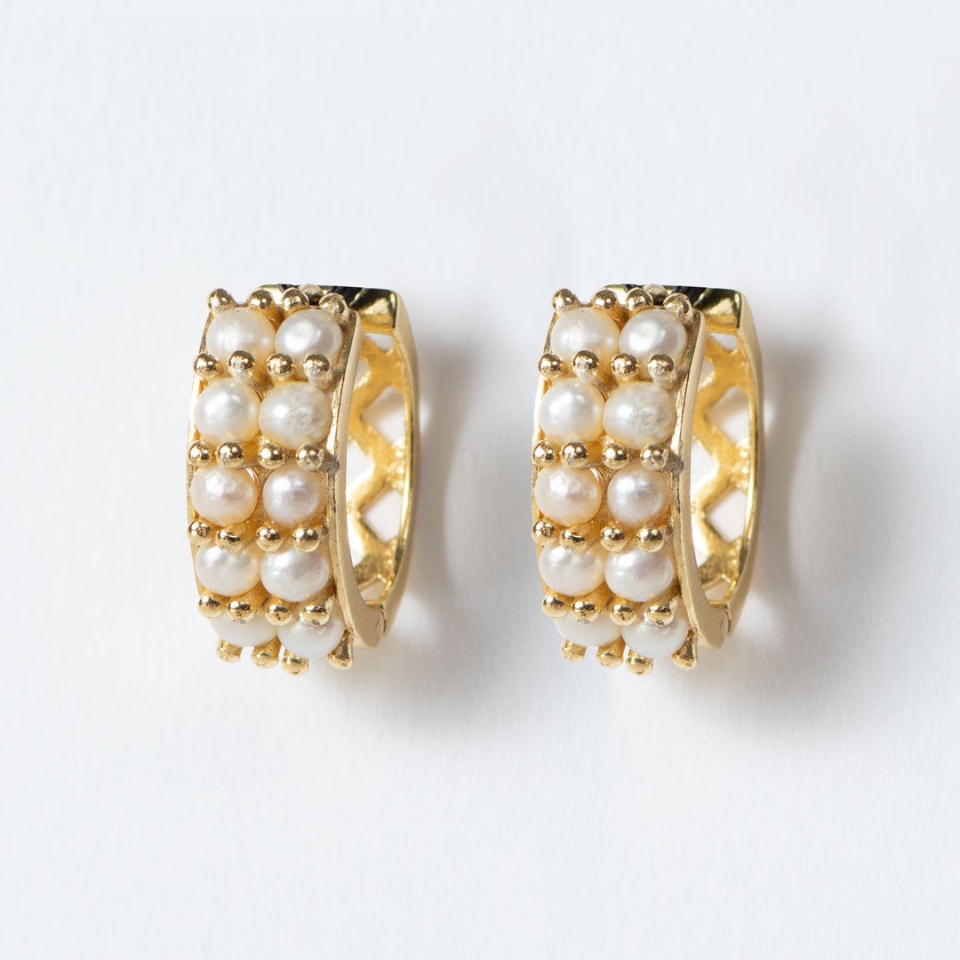 Urban Equestrian  Prism - Linea Pearl Equestrian Earring