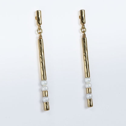 Urban Equestrian  Prism - Pearl Horseshoe Coin Earring