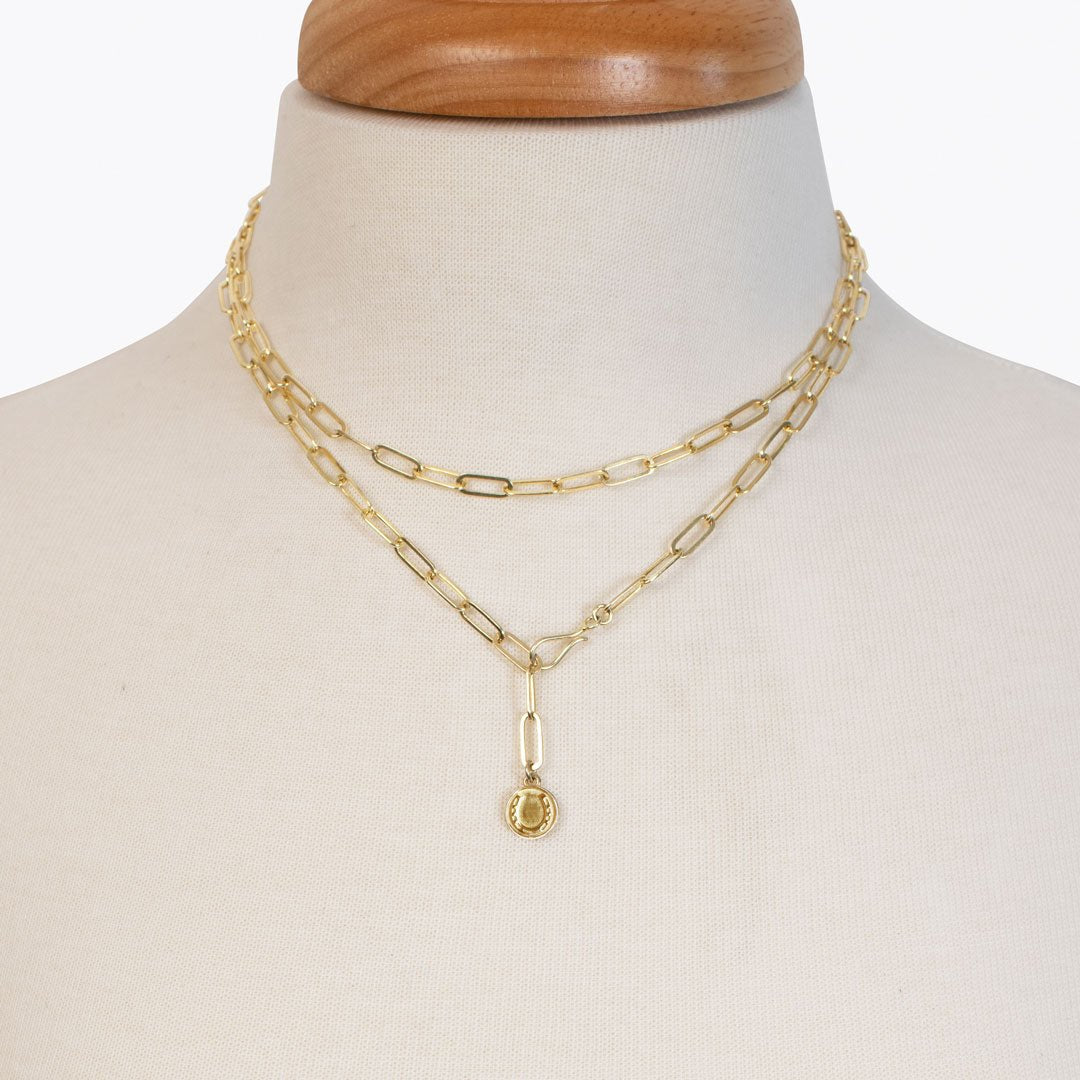 Urban Equestrian  Roxy - Paperclip Chain w/ Horseshoe Coin - Large Link in Gold