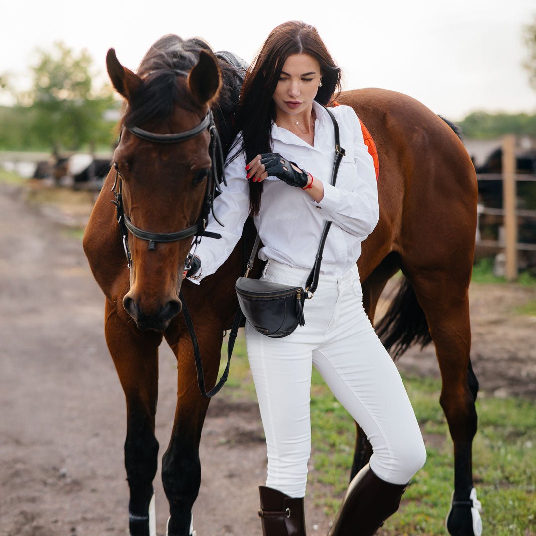 Urban Equestrian  Sonoma Sling Bag in Black