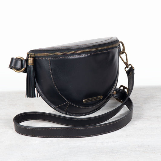 Urban Equestrian  Sonoma Sling Bag in Black