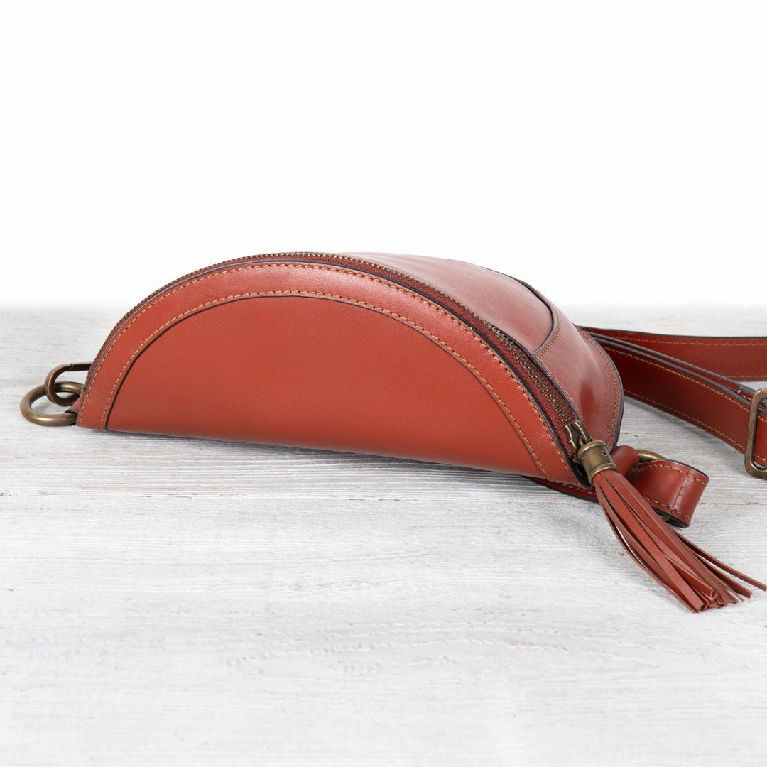 Urban Equestrian  Sonoma Sling Bag in Cognac