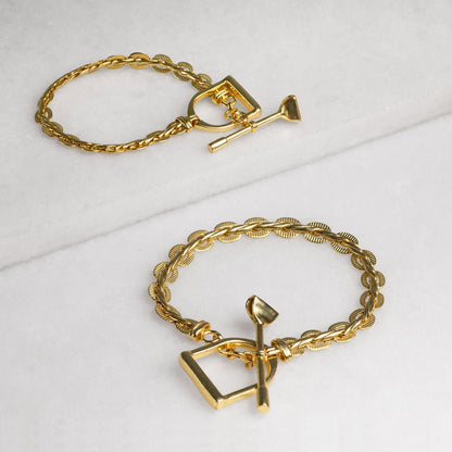 Urban Equestrian  Portia T-Bar Horseshoe Bracelet in Gold