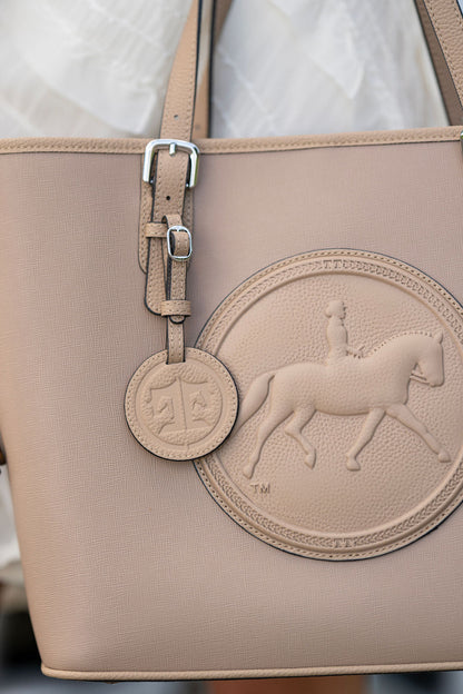 Tucker Tweed The James River Carry All: Dressage